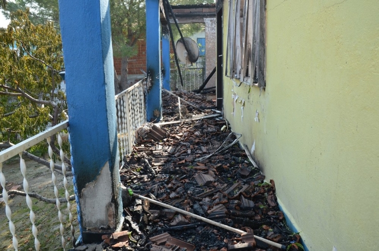 Cinayet Zanlısının Evinde Kundaklama İddiası