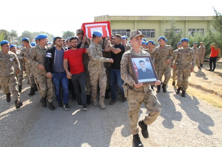 Şehit Uzman Çavuş Önek’in Naaşı Memleketine Uğurlandı