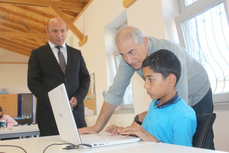 Milli Eğitim Bakan Yardımcısı Denemeç: "Eğitimde Dönüşümü Yavaş Yavaş Gerçekleştireceğiz"