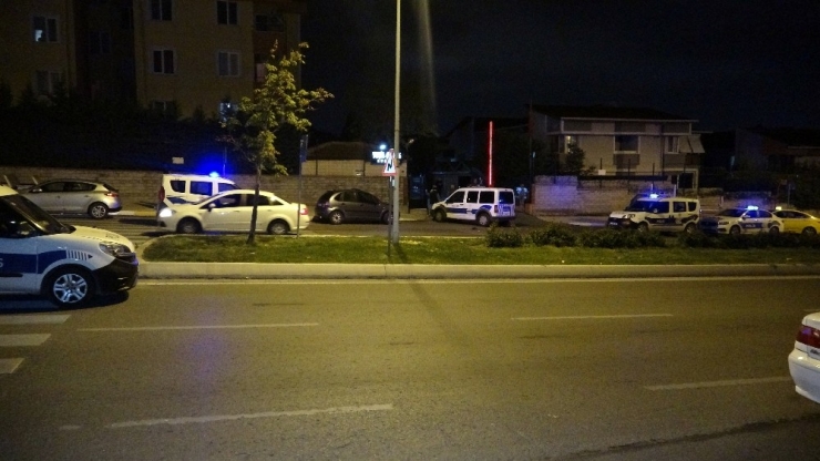 Çocukların Kavgasına Büyükler De Karıştı, Ortalık Savaş Alanına Döndü