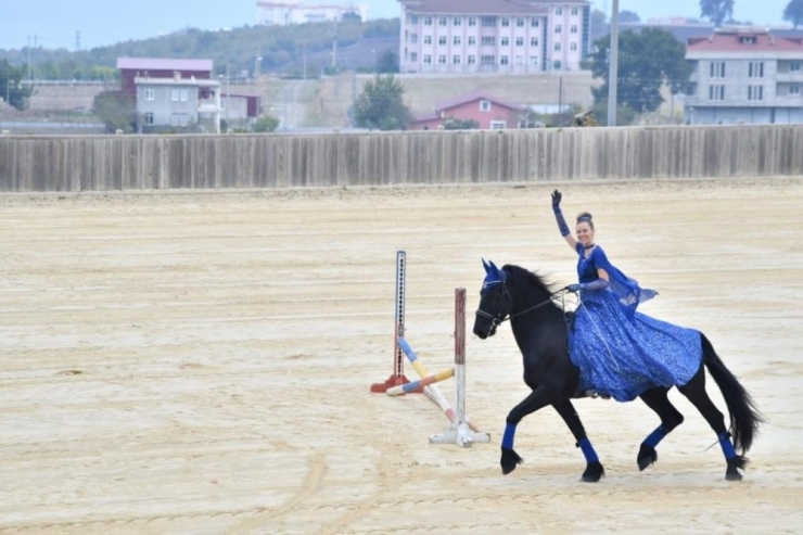 Atlı Spor Tesislerinde ’Gurur’ Günü
