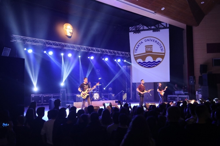 Trakya Üniversitesi Yeni Üyelerine "Merhaba" Dedi