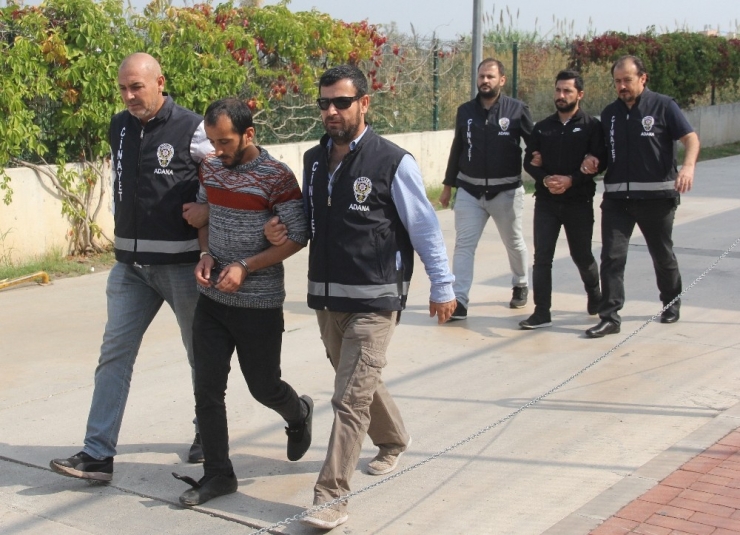 Amcasına 10 Yıl Önce Atılan Tokat İçin Kavga Çıkardı, Öldürüldü