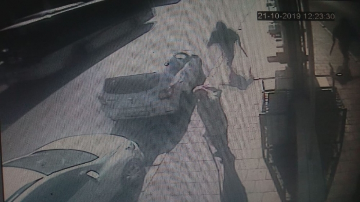 İzmir’de Bir Günde İki Üvey Kardeş Dehşeti