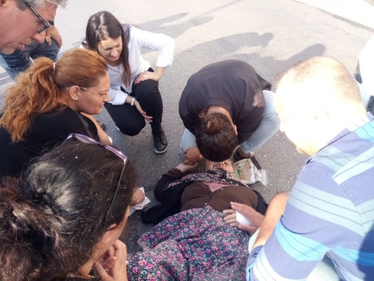 Yolun Karşısına Geçmek İsterken Canından Oluyordu