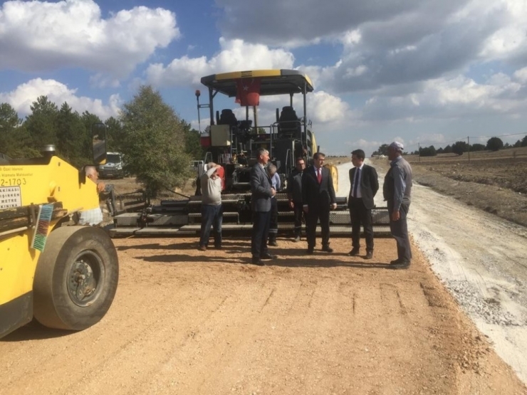 Aslanapa’da Grup Yolu Çalışmaları