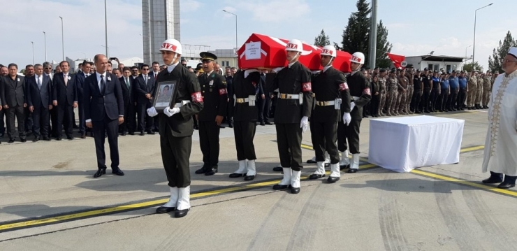Barış Pınarı Şehidi Memleketine Uğurlandı