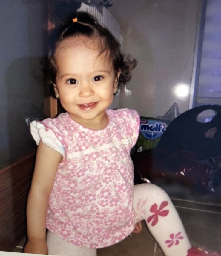 Annesinin Elinden Yola Fırlayan Minik Kızın Feci Sonu Kamerada