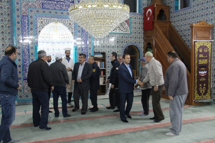 Sabah Namazı Sonrası Şehitliğe Ziyaret