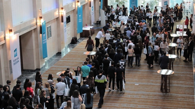Dünyanın En İyi Bin Üniversitesinden 60’ının Türkiye’de Olduğunu Duyanlar Fuar Alanına Akın Etti