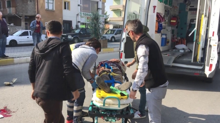 Otomobilin Çarptığı Bisiklet Sürücüsü Yaralandı