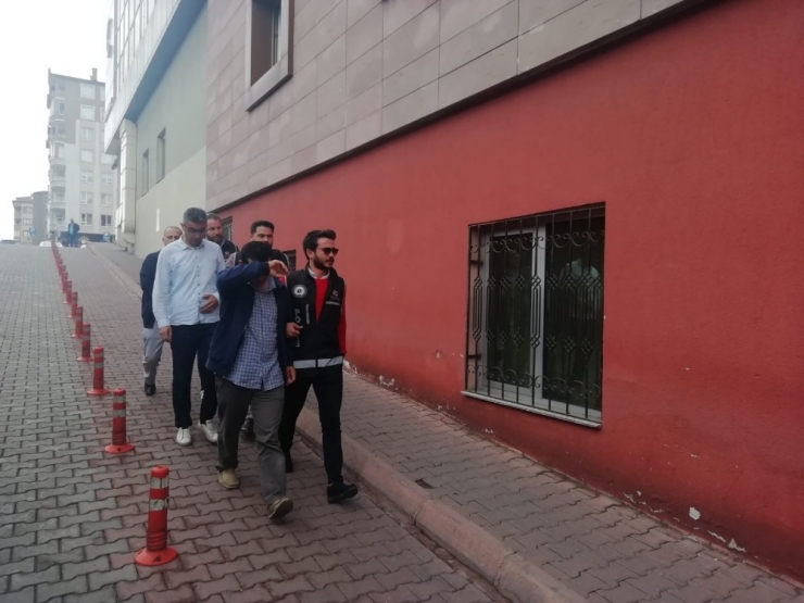 Fetö’nün Yeni Güncel Yapısında Yer Alan 3 Kişi Adliyeye Sevk Edildi