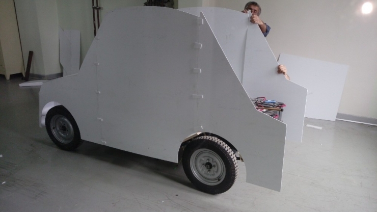 Meslek Lisesi Öğrencileri Elektrikli Araç Üretti