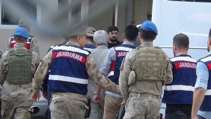 Eski Diyarbakır Büyükşehir Belediye Başkanı Mızraklı Adliyeye Sevk Edildi