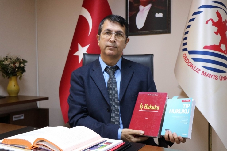 Hem Cerrah Hem Hukukçu Hem Dekan Hem Müdür Hem De Hoca