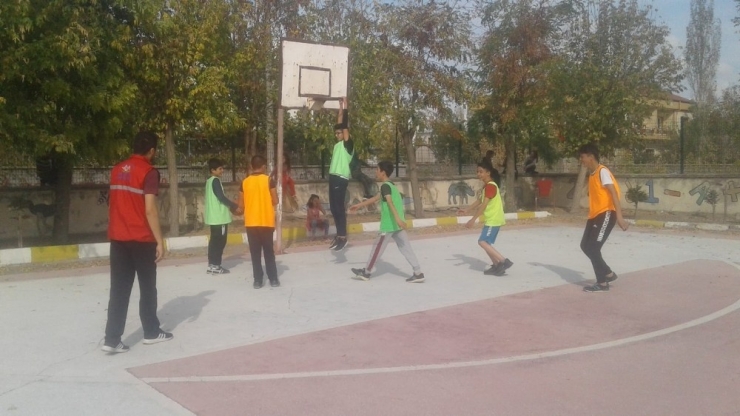 Acıgöl’de Basketbol Sokağa İndi