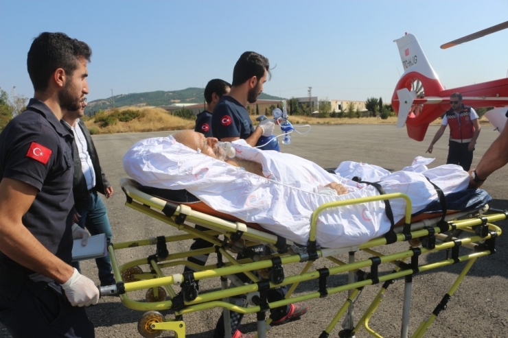 Ambulans Helikopter 81 Yaşındaki Hasta İçin Havalandı