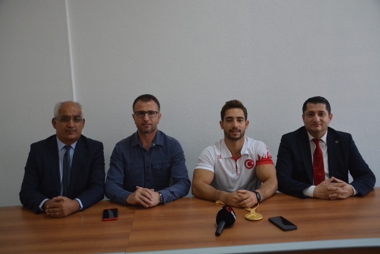 İbrahim Çolak’ın Antrenörü Yılmaz Göktekin: "Destek Sağlanırsa Bu Başarılar Katlanır Gider"