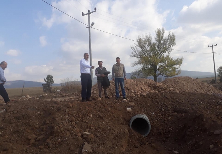 Çavdarhisar’da Yol Çalışmaları