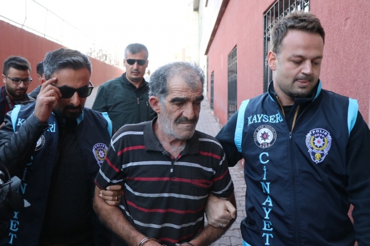 Eşini Öldürüp Yaktıktan Sonra Orucunu Açmış