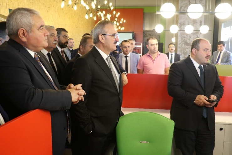 Bakan Varank Atso’da