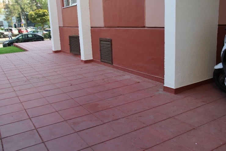 İzmir’de Doktorun Feci Ölümü