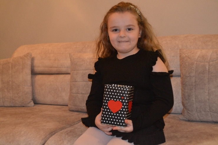 Kendisi Küçük Ama Yüreği Büyük