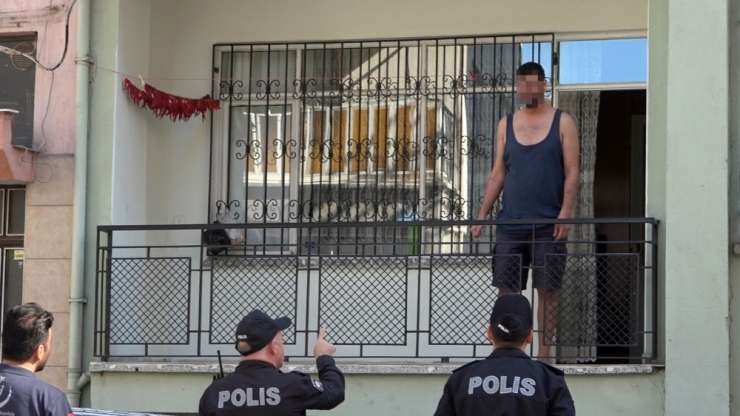 Meyve Bıçağıyla İntihar Girişiminde Bulunup ‘Siyanür İçtim’ Diye İhbar Etti