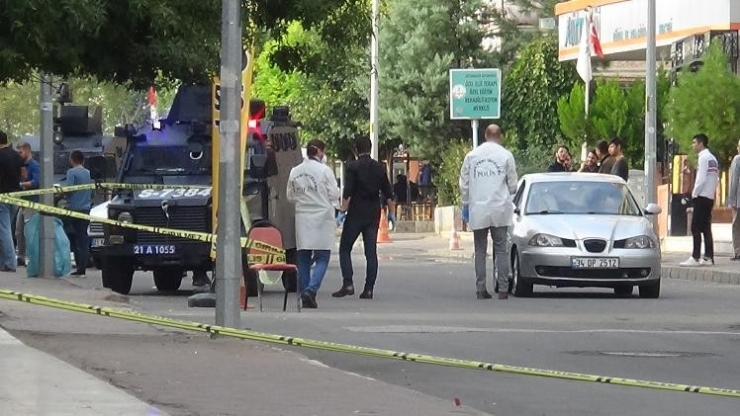 Diyarbakır’da ‘Çayı Fazla Yazdın’ Kavgasında Ağır Yaralanan Genç Hayatını Kaybetti