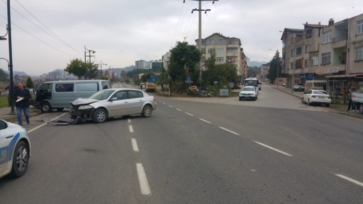 Fatsa’da Trafik Kazası: 3 Yaralı