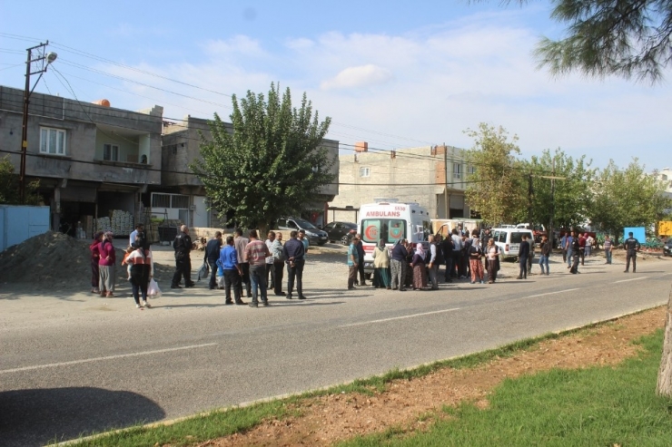 Baba Ve Oğluna İş Yerinde Kurşun Yağdırdı
