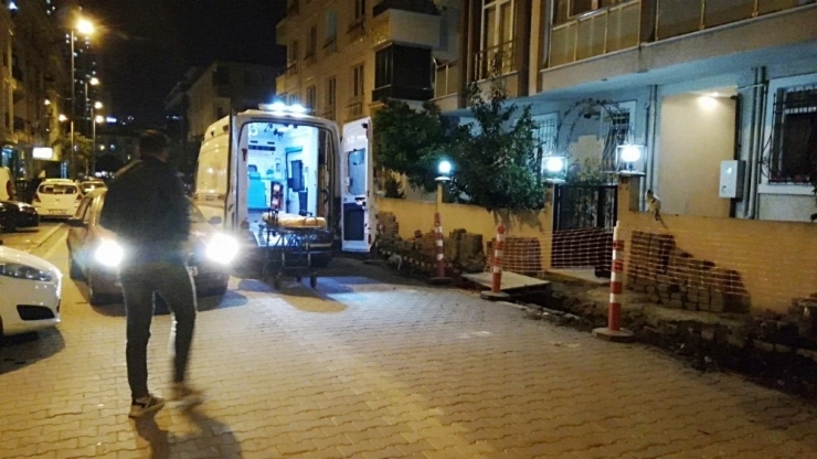 Esenyurt’ta Yabancı Uyruklu Kadın 4 Katlı Binadan Düştü