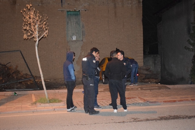 Malatya’da Park Halindeki Araçlara Silahlı Saldırı