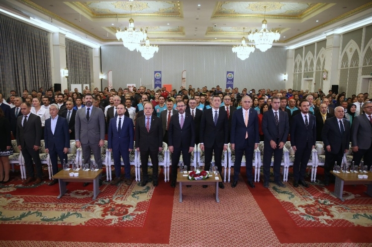 Bakan Kasapoğlu Ve Bakan Selçuk 4 Spor Dalında Ter Döktü