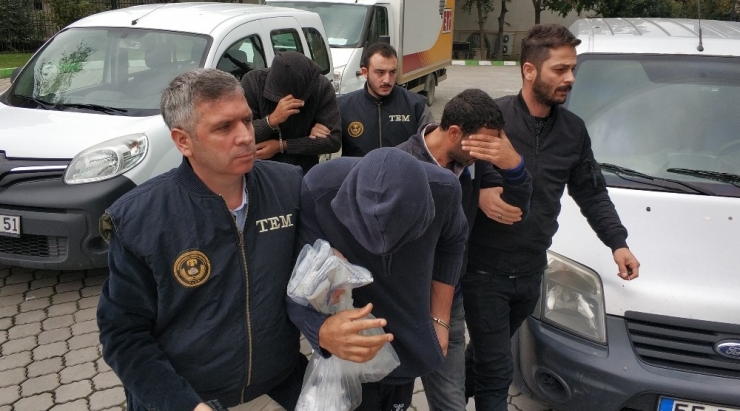 Samsun’da Deaş’tan 3 Kardeş Adliyeye Sevk Edildi
