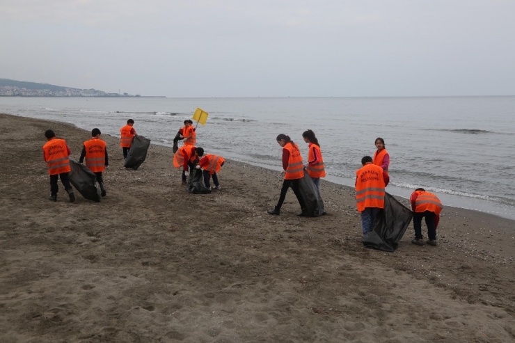 Miniklerden ’Mavi Atakum’ Hareketi