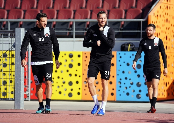 Karagümrük Hazırlıklarını Sürdürdü