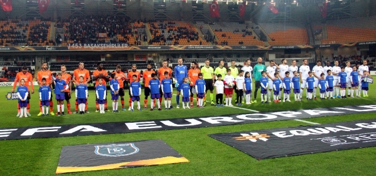 Uefa Avrupa Ligi: Medipol Başakşehir: 0 - Wolfsberger: 0 (İlk Yarı)