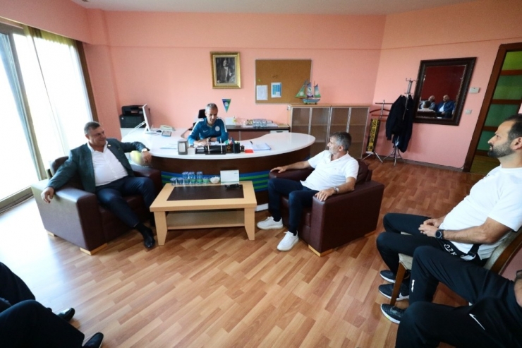 Şenol Güneş’ten Çaykur Rizespor’a Ziyaret