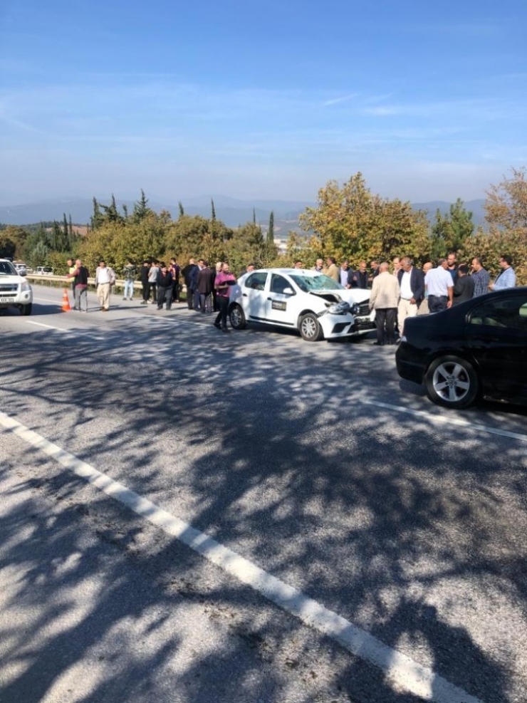 Mezarlık Ziyaretine Giderken Canından Oldu