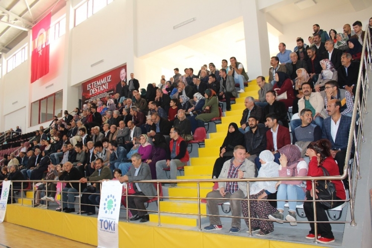 Elazığ’da 806 Aile, Kura İle Konut Sahibi Olmanın Sevincini Yaşadı