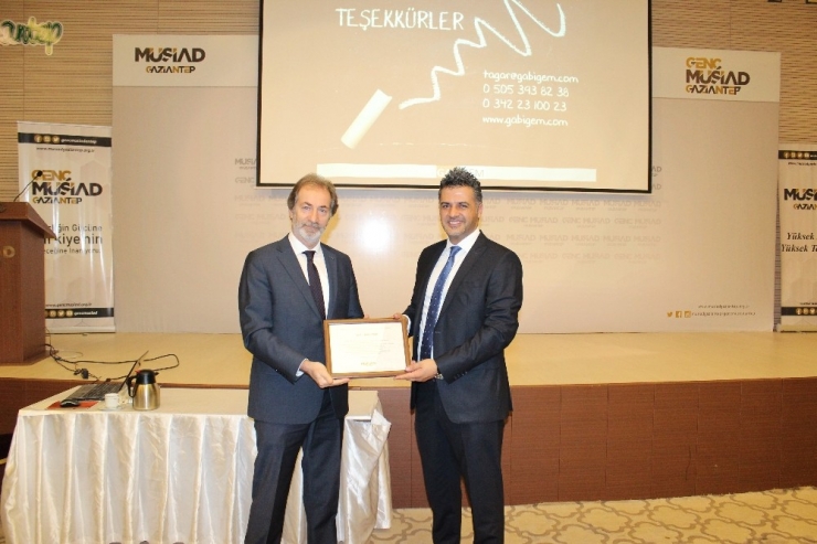 İş Adamlarına "Kurumsallaşma Ve Aile Anayasası" Anlatıldı