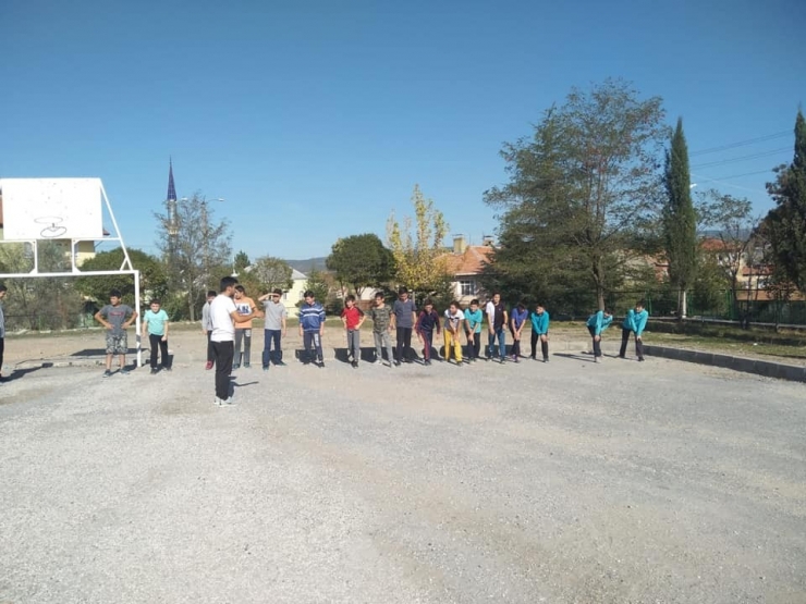 Hisarcık’ta ‘Cumhuriyet Koşusu’ Düzenlendi