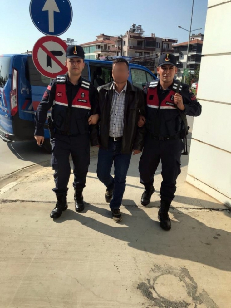 Jandarmadan Operasyon: İzmir’de 2 Kişi Yakalandı