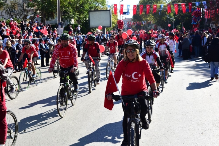 Cumhuriyet’in 96’ıncı Yaşı Kadıköy’de Coşkuyla Kutlanacak