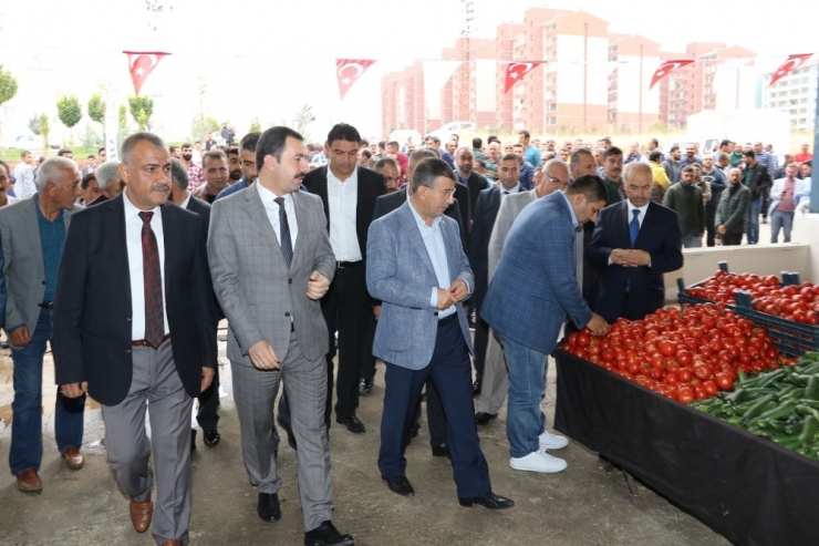 Karaköprü’de Semt Pazarı Hizmete Açıldı