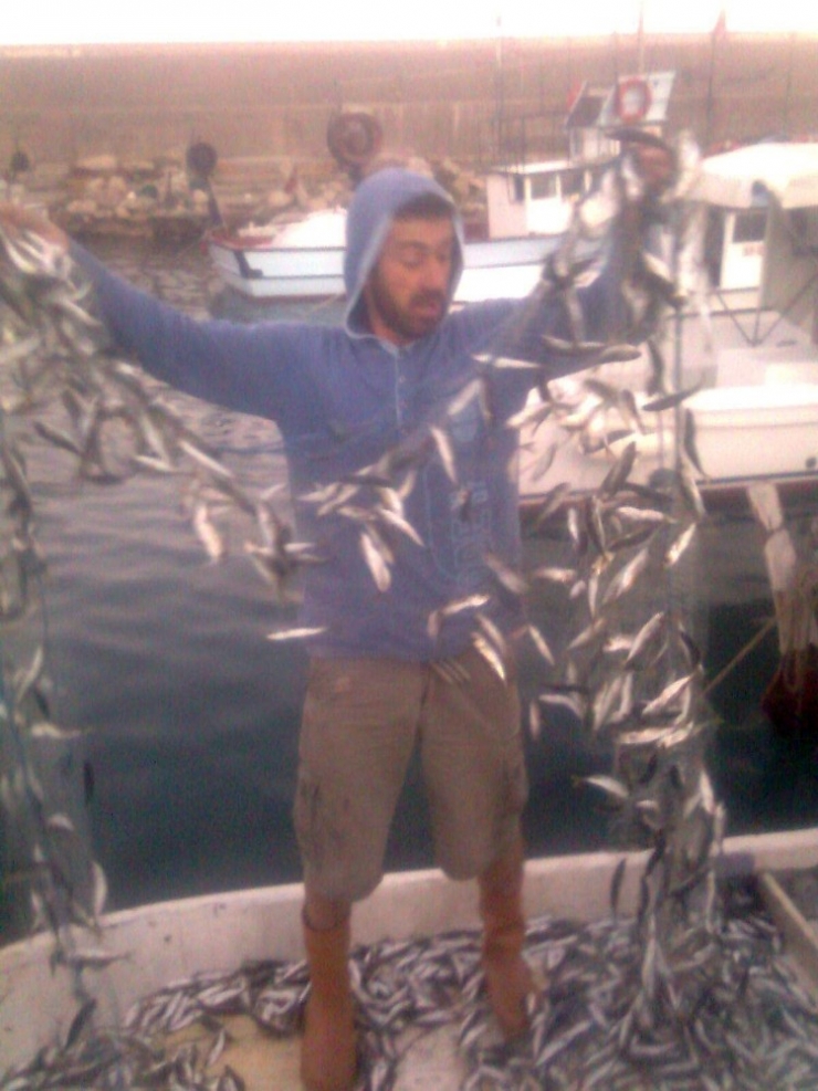 Denize Düşen Balıkçı, 25 Günlük Yaşam Mücadelesini Kaybetti