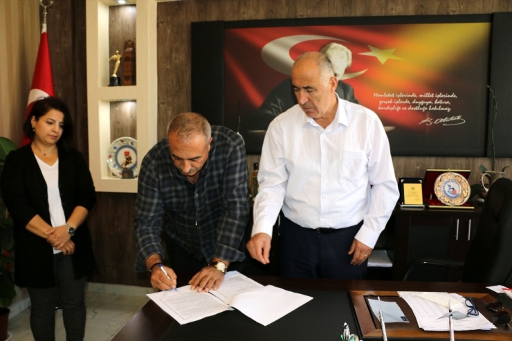 Hekimhan’da Tekstil Fabrikası Açılıyor