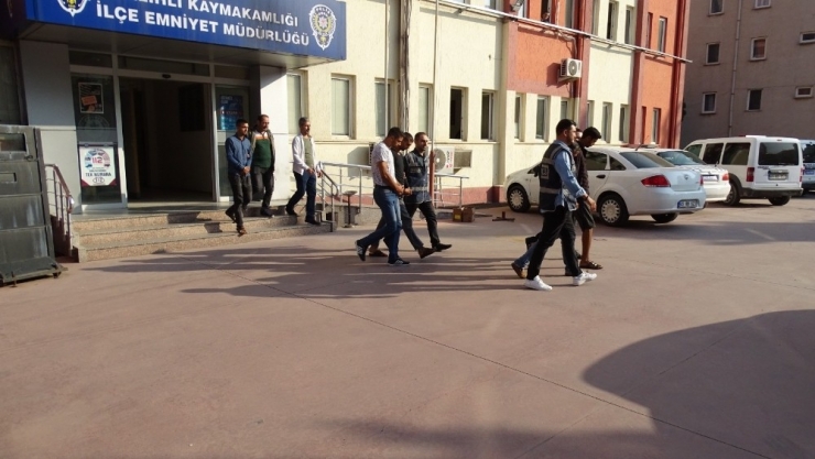 Aydın’dan Salihli’ye Hırsızlık İçin Gelen 5 Kişi Tutuklandı