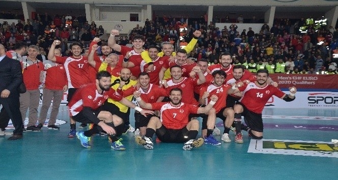 Milli Takım İlk Önemli Sınavını Estonya Karşısında Verecek